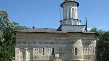 Acuzații GRAVE la adresa unui preot din Capitală. Enoriașii sunt ȘOCAȚI! A furat.... (FOTO)
