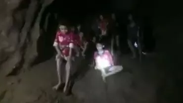 DRAMĂ urmărită cu sufletul la gură! Cei 12 copii blocați într-o peșteră din Thailanda vor fi salvați peste 4 luni (VIDEO)