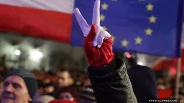 PROTEST FĂRĂ PRECEDENT. Reforma judiciară din Polonia scoate judecătorii în stradă