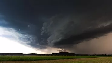 ALERTĂ METEO: Veste TERIBILĂ pentru români! Meteorologii au anunțat până când ține VREMEA EXTREMĂ în această vară: Zonele CELE MAI AFECTATE
