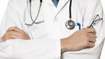 Întâmplare FĂRĂ PRECEDENT în Marea Britanie: Un medic a rămas fără slujbă, după ce a zis că sexul unui om este determinat prin naștere