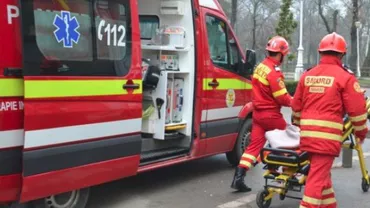 Buzău: O fetiță a rămas cu mâna blocată în gardul unei școli. Cum au reacționat pompierii...
