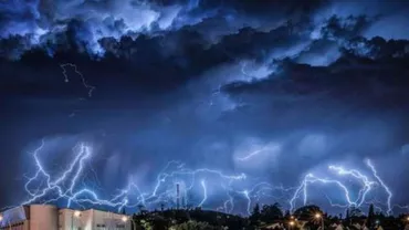 FURTUNĂ extremă în CAPITALĂ! Avertisment de ultimă oră