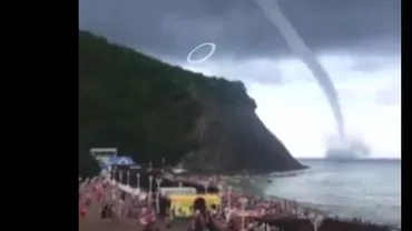 VIRALUL ZILEI: TORNADĂ pe litoralul Mării Negre (VIDEO)