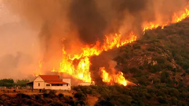 INCENDII catastrofale în Grecia: Cel puțin 80 de morți și sute de răniți! Informații de ULTIM MOMENT (VIDEO)