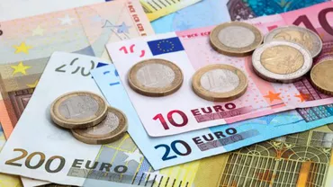 E posibil aşa ceva? Toţi românii vor avea pensii de 2.000 de euro pe lună!