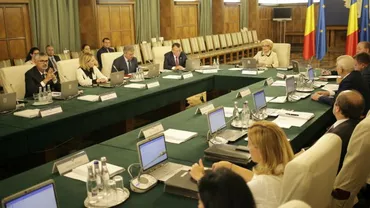 Viorica Dăncilă a convocat o ȘEDINȚĂ DE URGENȚĂ la Guvern: Se cere intervenția Armatei Române