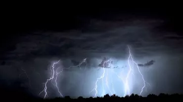 URGIA SE PRELUNGEȘTE! Vezi zonele vizate de FURTUNI (FOTO)