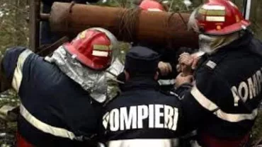MINUNEA din Buzău: Bărbat găsit în viață, după ce a căzut într-o fântână de 7 metri. Cum a fost posibil