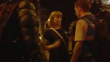 O protestatară a dat dovadă de CURAJ și le-a ținut piept jandarmilor prezenți la protestul de vineri (VIDEO)