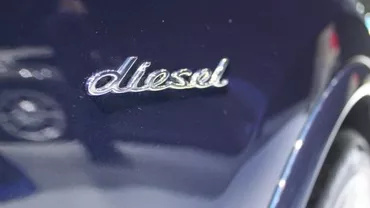 Mașinile diesel, INTERZISE OFICIAL: Șoferii români își VÂND pe fugă mașinile, în pierdere. Câți BANI mai poți OBȚINE pe ea...