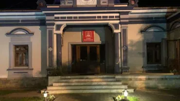 Sediul PSD Vrancea, atacat cu un cocktail Molotov (FOTO)