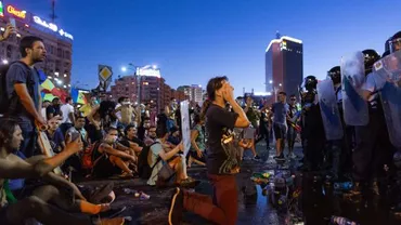 Șeful jandarmilor din Piața Victoriei: Ordinul de intervenție s-a dat în jurul orei 20.00. Prefectul a fost la fața locului