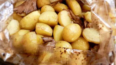 Piața cartofilor ÎN DERIVĂ din cauza fenomenelor meteo EXTREME: Preţurile, de două ori mai mari în 2018 faţă de anul trecut