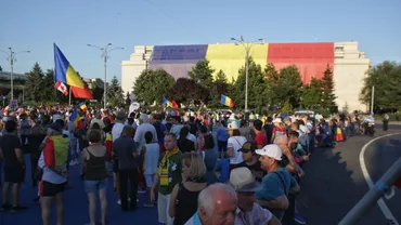 DSU, precizări despre bărbatul care a murit la o săptămână după ce a fost gazat în Piața Victoriei: Pacientul suferea de boli cronice