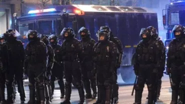Jandarmii caută disperați să acrediteze ideea că ultrașii sunt vinovați de toate violențele de la protestul din 10 august: Dezvălurile unui suporter despre acțiunile de vineri seară