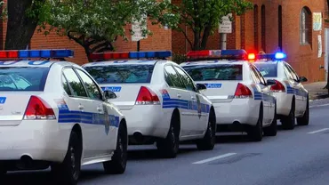 ATAC CU ACID în Londra: Trei angajaţi ai unui magazin au încercat să oprească un hoţ! Bilanţul VICTIMELOR