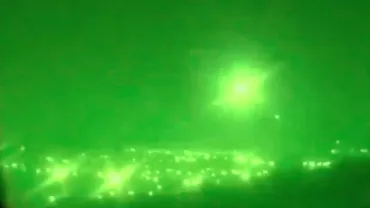 Israelul a atacat Siria: Aeroportul din Damasc, LOVIT de RACHETE israeliene (VIDEO)