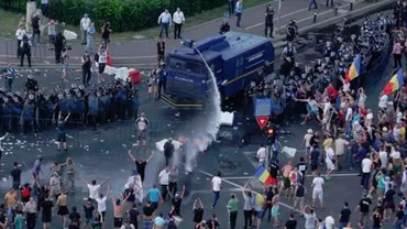 Parchetul General: Conducerea Jandarmeriei a ordonat acte de violenţă nejustificate asupra protestatarilor, inclusiv copii. Au forţat prefectul să semneze şi au vrut să falsifice ordinul de evacuare