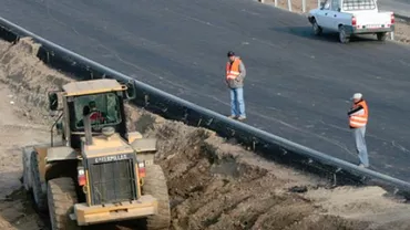 Statul dă 385 de milioane de euro pentru 60 de kilometri de drum expres Piteşti-Craiova: Cine sunt câştigătorii contractelor