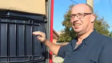 Cu ce mașină a venit un turist neamț în România: ”Străzile sunt foarte bune pentru roţile astea” (FOTO)