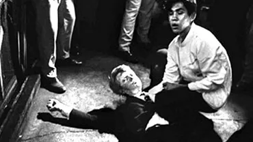 DOLIU în SUA: A MURIT picolo-ul care i-a susținut capul lui Robert F. Kennedy când acesta a fost împușcat (FOTO)