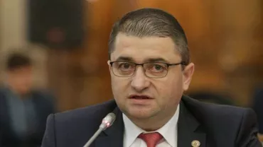 Reacţia ministrului Andruşcă, după ce Ţuţuianu l-a făcut prost: Aștept să mă lămuresc înainte de a-l da în judecată