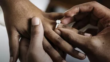 A apărut o nouă BISERICĂ CATOLICĂ, unde preoților le este permis să se CĂSĂTOREASCĂ