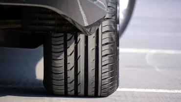 Anunț BOMBĂ pentru șoferii români: Ce se întâmplă dacă NU ți-ai pus CAUCIUCURILE de IARNĂ din luna octombrie!