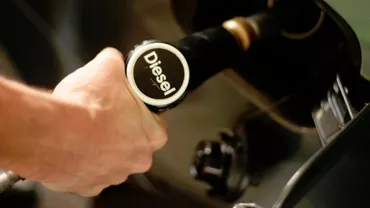 Mașinile diesel, INTERZISE OFICIAL: Șoferii români au intrat în PANICĂ! În ce orașe nu mai pot deja circula!