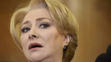 Plagiat de premier: Viorica Dăncilă a ţinut în debutul şedinţei de Guvern acelaşi discurs pe care l-a avut şi la conferinţa de la Parlament unde a fost Corina Creţu (VIDEO)