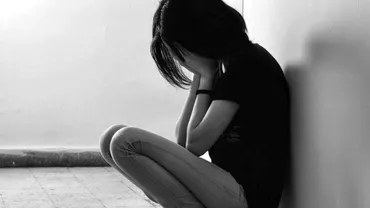 Caz ȘOCANT în Năsăud! O adolescentă, bătută CRUNT de două colege (VIDEO)