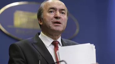 Tudorel Toader, despre o posibilă revocare a sa: Niciun ministru nu e bătut în cuie (VIDEO)