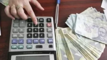 BOMBA PENSIILOR A EXPLODAT în România: Banii NU se mai încasează lunar! VEZI când vei primi de acum PENSIA...