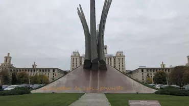 Monumentul ''Aripi de la Piaţa Presei, VANDALIZAT! Consilierul prezidenţial Andrei Muraru: Încetați sa ne mai BATJOCORIŢI EROII! (FOTO)