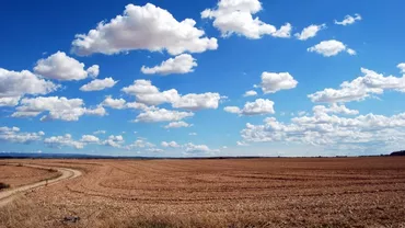 Clima României se schimbă în rău. Ne așteaptă seceta și fenomene meteo extreme