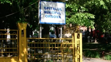 Protest INCREDIBIL în fața Spitalului Municipal Orșova. Ce a făcut managerul unității TE VA LĂSA MASCA