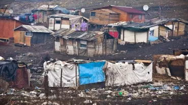 Un nou raport ruşinos pentru România: Suntem ţara din Uniunea Europeană cu cea mai mare sărăcie în rândul copiilor