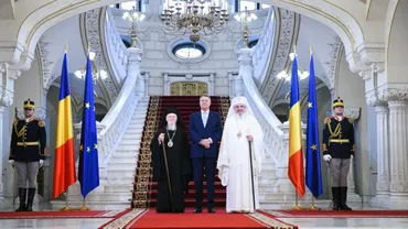 Klaus Iohannis i-a primit la Cotroceni pe Preafericitul Daniel şi pe Patriarhul Ecumenic Bartolomeu, cu o zi înainte de sfinţirea Catedralei Mântuirii Neamului (VIDEO)