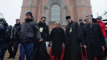 Viorica Dăncilă, întrebată de investiții mari și în sistemul medical nu doar în biserici:  ”Este un moment deosebit, haideți să vorbim doar despre acest subiect” (VIDEO)