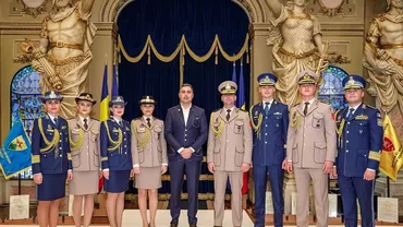 MapN a prezentat NOILE UNIFORME ale Armatei Române: Cum arată ţinutele de oraş ale Forţelor Aeriene şi Terestre (FOTO)