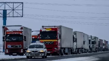 Vama Giurgiu, BLOCATĂ: Peisaj APOCALIPTIC cu SUTE de maşini! Care sunt timpii de staţionare