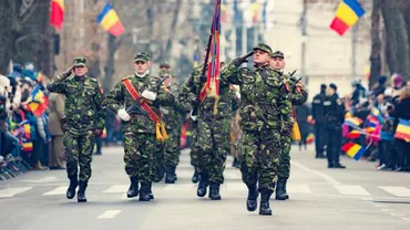 Programul paradei naționale de 1 Decembrie de la București și Alba Iulia: 4.000 de militari, 200 de mijloace tehnice și circa 50 de aeronave. În premieră, un lansator de rachete Patriot va defila pe sub Arcul de Triumf