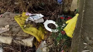 Hunedoara: Râul Cerna a devenit o GROAPĂ DE GUNOI. S-au strâns ZECI de TONE de resturi (FOTO)