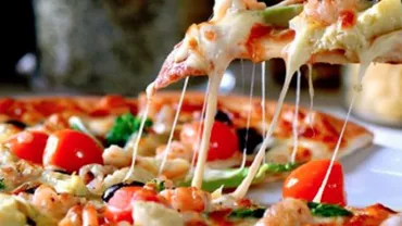Descoperiri DEZGUSTĂTOARE la trei pizzerii din Constanţa: Inspectorii sanitari au găsit salam MUCEGĂIT de o lună