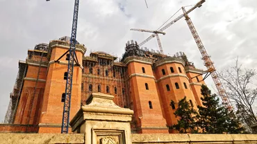 Lucrările de finalizare pentru Catedrala Mântuirii Neamului vor fi făcute de PUŞCĂRIAŞI! Decizia NEAŞTEPTATĂ A Bisericii
