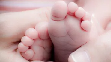 Maternitatea Giulești reia internările, la trei săptămâni după scandalul bebelușilor infectați cu stafilococul auriu