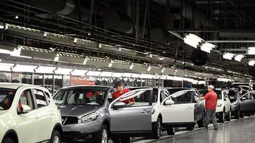 Cu un BREXIT fără acord la orizont, producția de mașini din Marea Britanie s-a prăbușit cu 20%