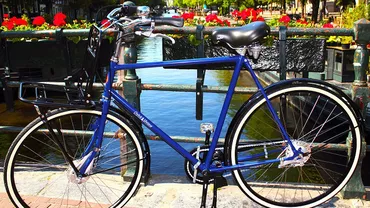 Olanda vrea să îi PLĂTEASCĂ pe oameni pentru a-i încuraja să meargă pe bicicletă. Ce alte măsuri va mai aplica