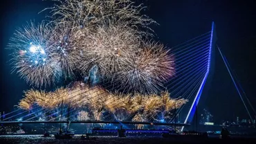 Revelion pe glob: 2019 a fost întâmpinat cu spectacole de artificii impresionante în marile orașe ale lumii (VIDEO)
